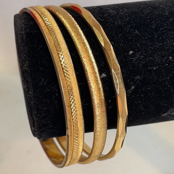 THREE vintage Monet gold tone bangles 2.5” diameter - Picture 3 of 7